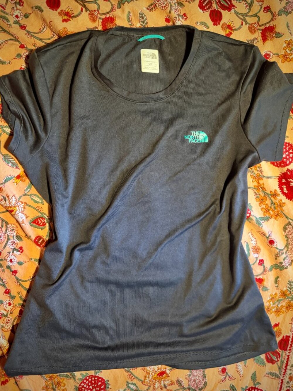🌲 THE NORTH FACE Dry-Fit Short Sleeve Top, Loose Fit!
